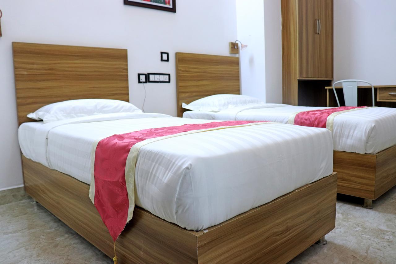 Gulnaar Guest House Chennai Exterior foto